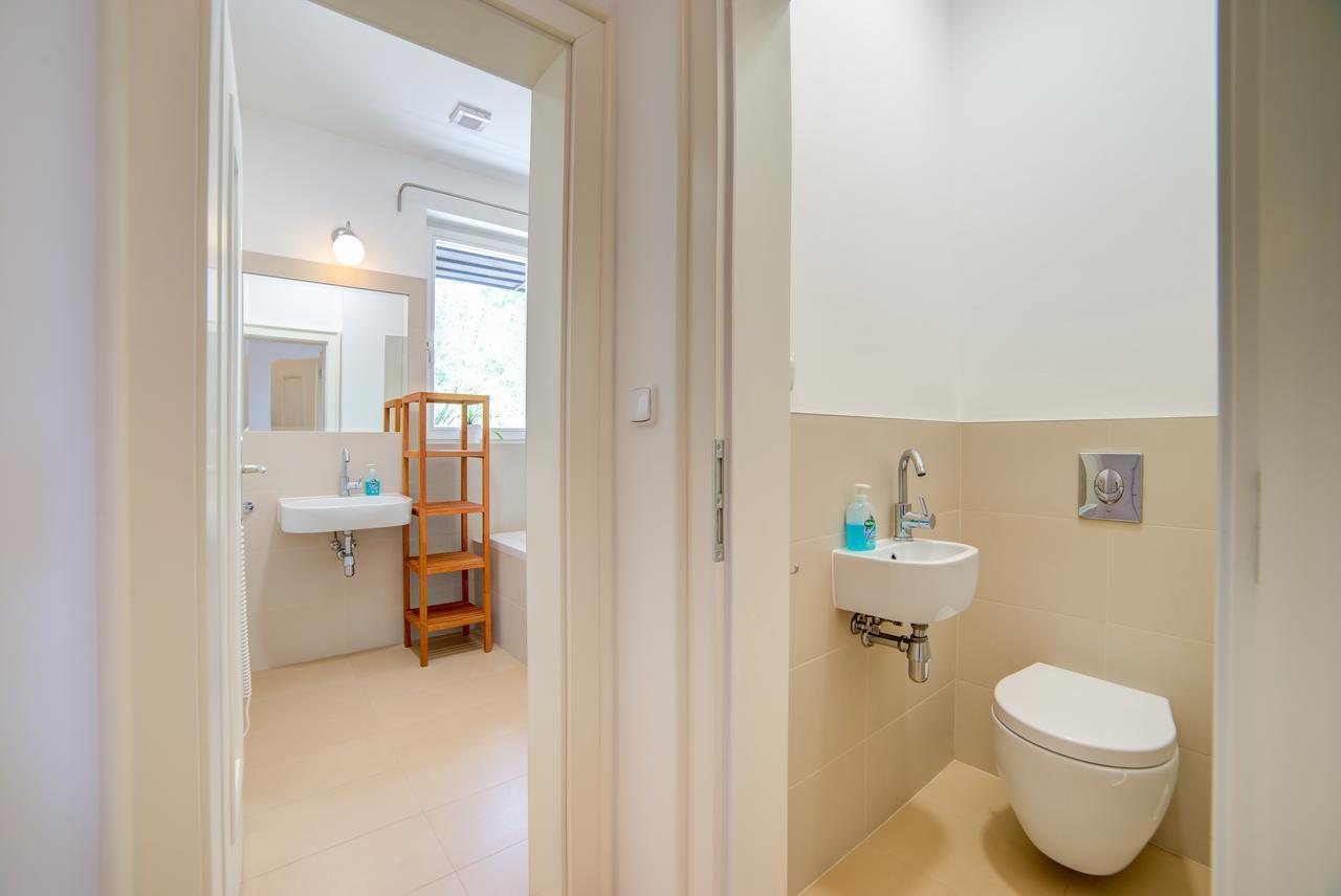 Nosislav Apartments Экстерьер фото